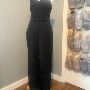 Elegant Black Wide-Leg Jumpsuit with Strapless Neckline